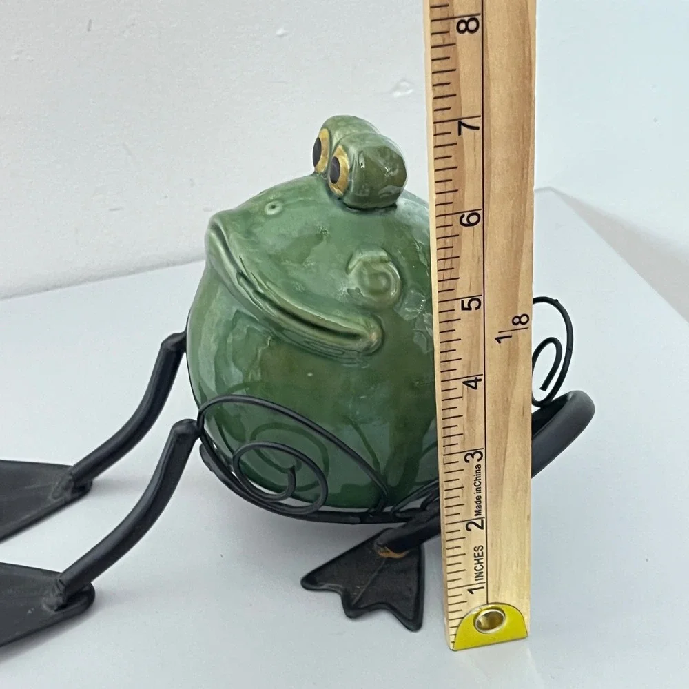 Unbranded Frog Figurine Home Decor OS Green Ceramic Metal Wire Frame Whimsical